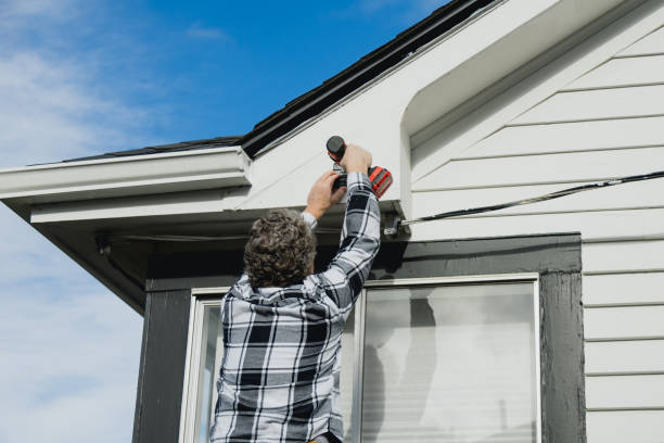 Siding Removal and Disposal in Silt, CO